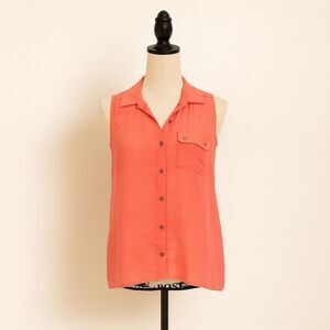 Tramp Coral Sleeveless High-Low Button Down Blouse | Size S